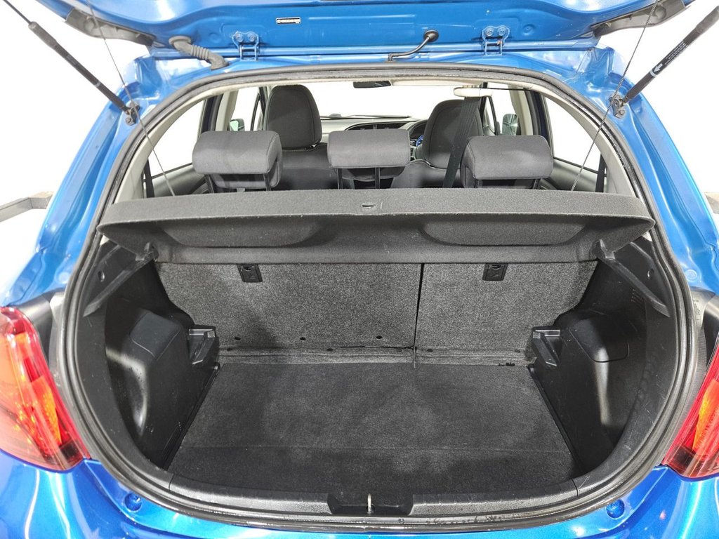 Used Toyota Yaris 2015 for sale - 76356449: Photo 19