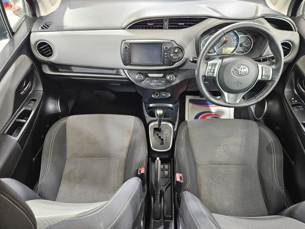 Used Toyota Yaris 2015 for sale - 76356449: Photo 22