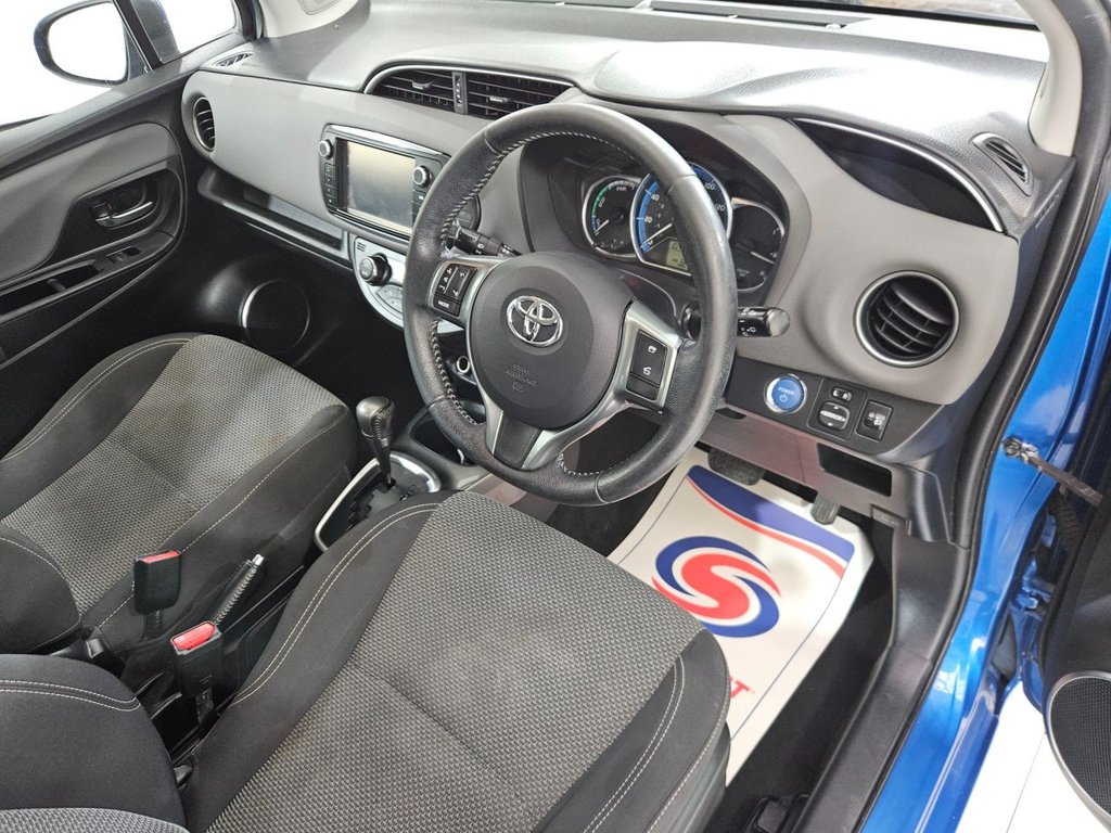 Used Toyota Yaris 2015 for sale - 76356449: Photo 25