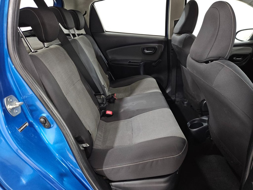 Used Toyota Yaris 2015 for sale - 76356449: Photo 32