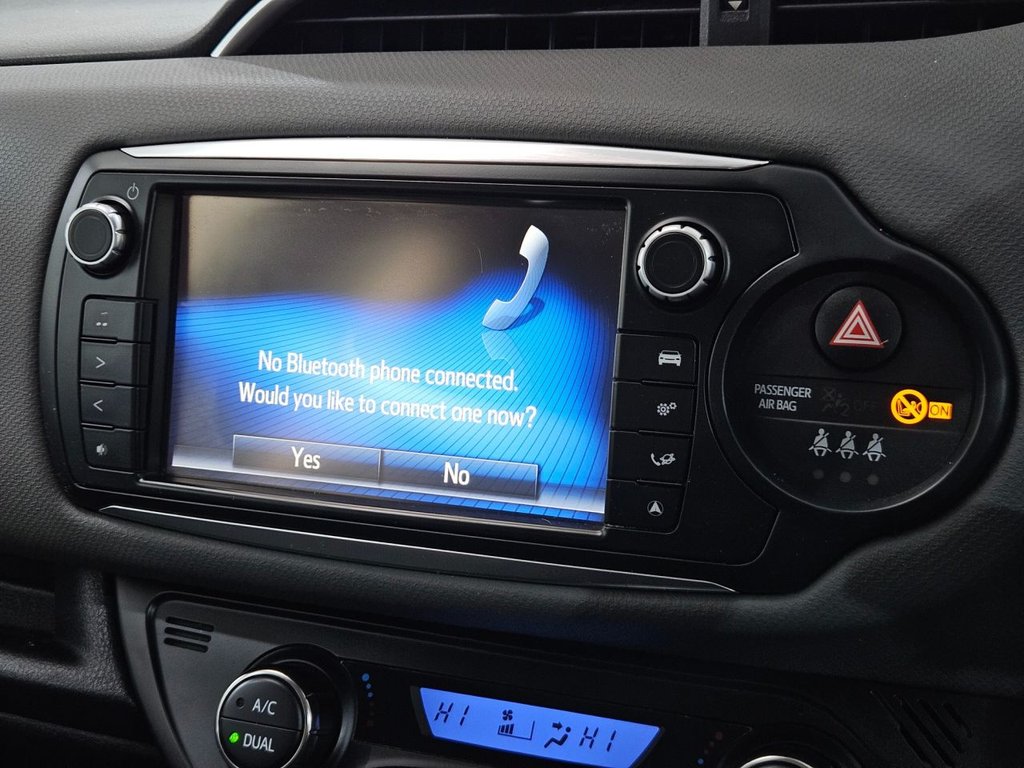 Used Toyota Yaris 2015 for sale - 76356449: Photo 43