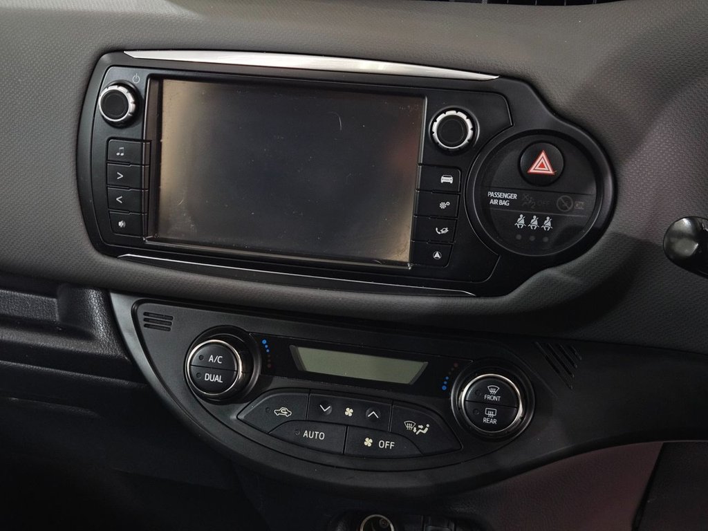 Used Toyota Yaris 2015 for sale - 76356449: Photo 47