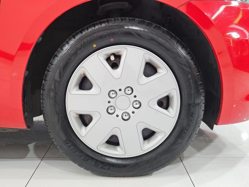 Used Suzuki Swift 2014 for sale - 77072611: Photo 15