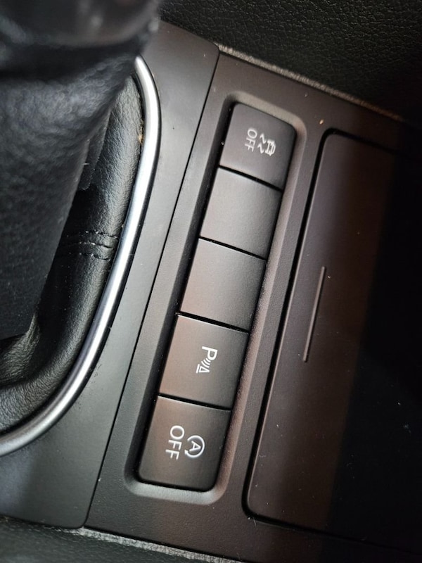 Used Volkswagen Golf 2012 for sale - 75998350: Photo 40