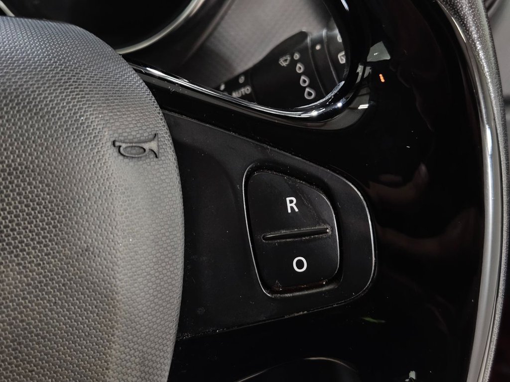 Used Renault Captur 2013 for sale - 76986126: Photo 33