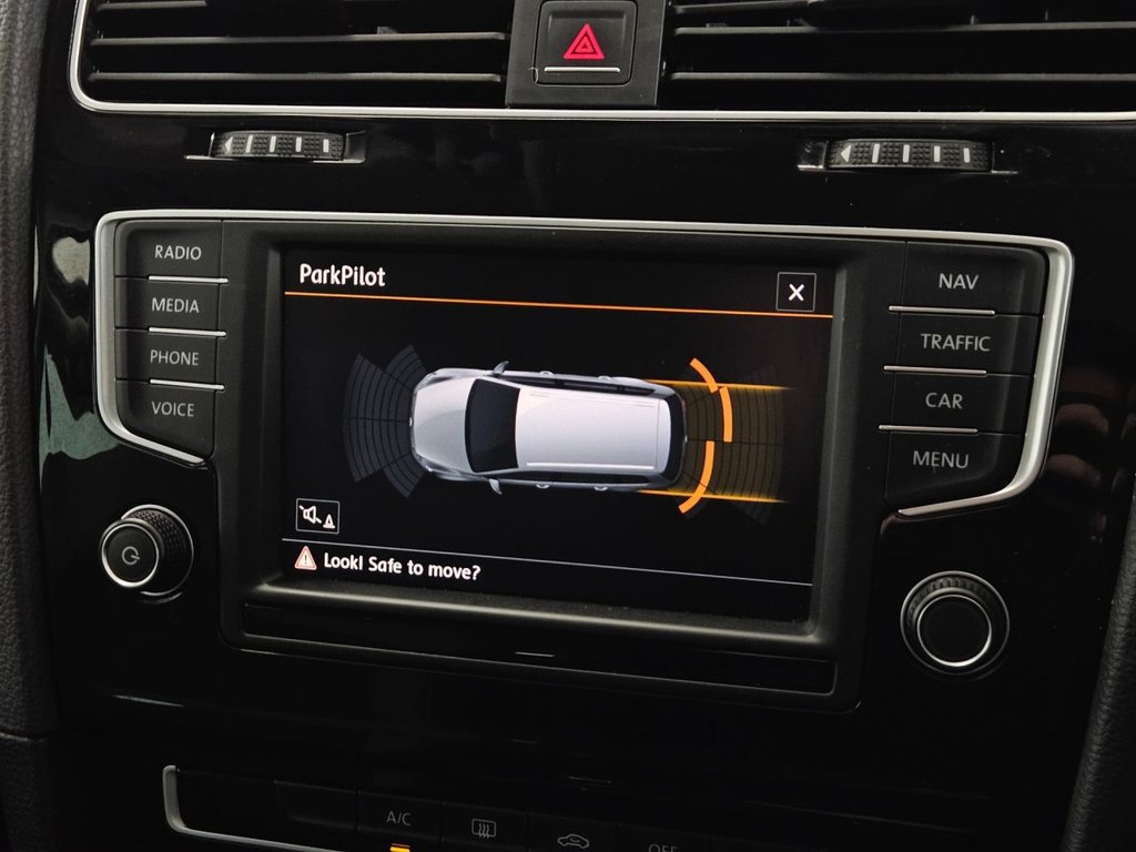 Used Volkswagen Golf 2015 for sale - 76867609: Photo 35