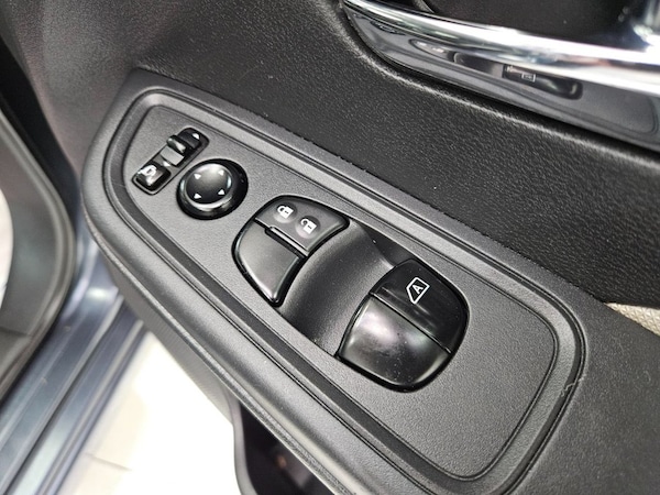 Used Nissan Micra 2017 for sale - 76323367: Photo 31