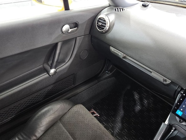 Used Audi TT 2004 for sale - 76223453: Photo 37