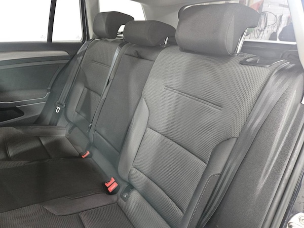 Used Volkswagen Golf 2017 for sale - 76245278: Photo 29