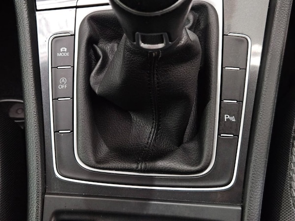 Used Volkswagen Golf 2017 for sale - 76245278: Photo 39