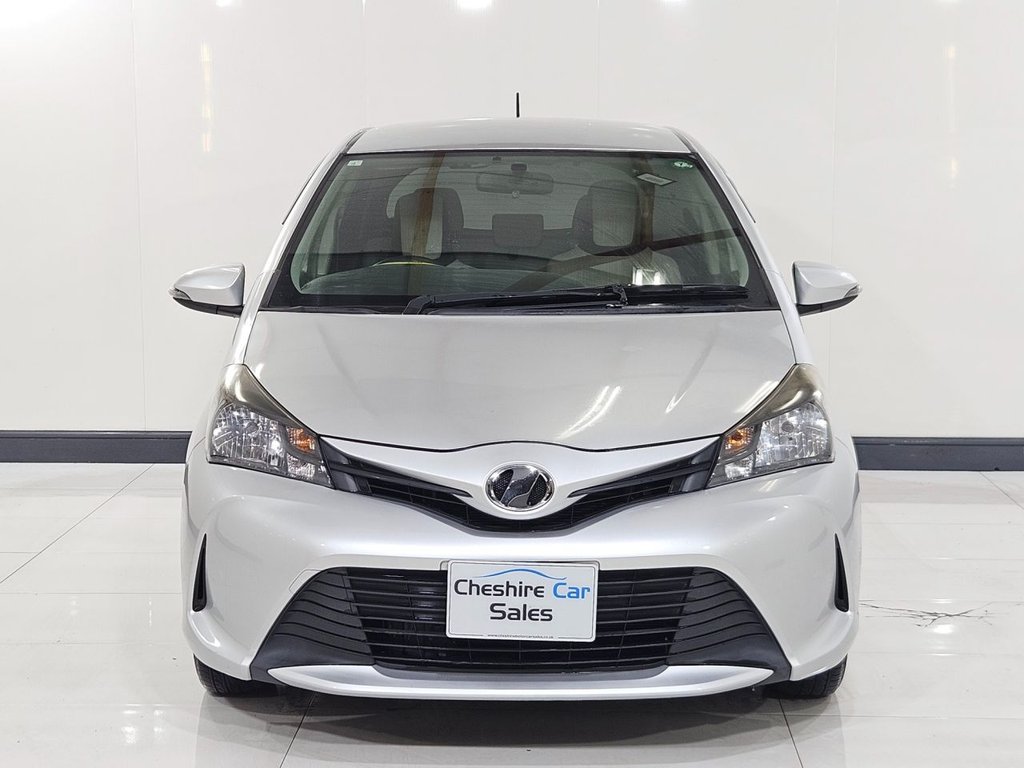 Used Toyota Yaris 2015 for sale - 76934610: Photo 4