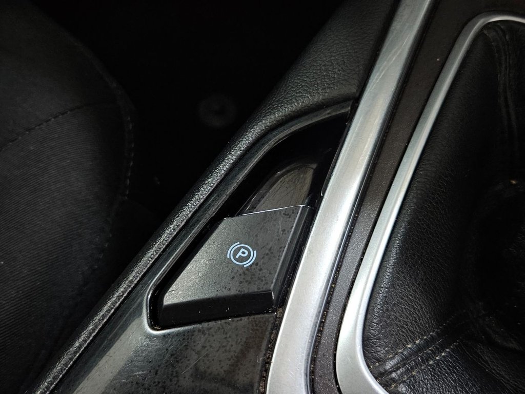 Used Ford Galaxy 2015 for sale - 77654600: Photo 44