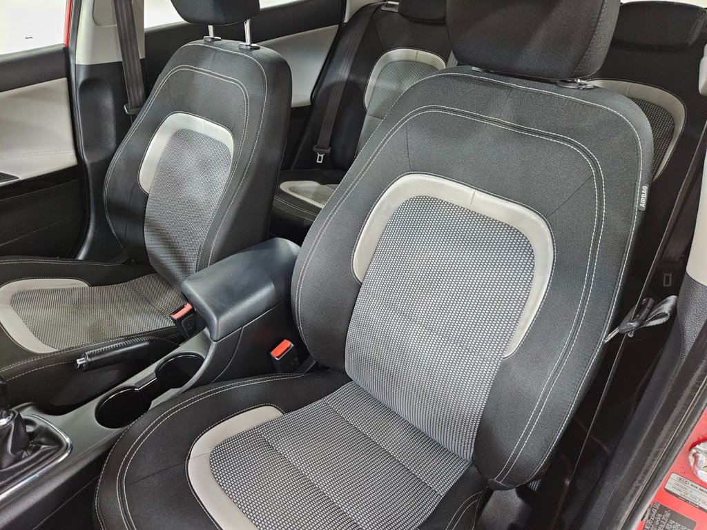 Used Kia Ceed 2015 for sale - 76698614: Photo 26