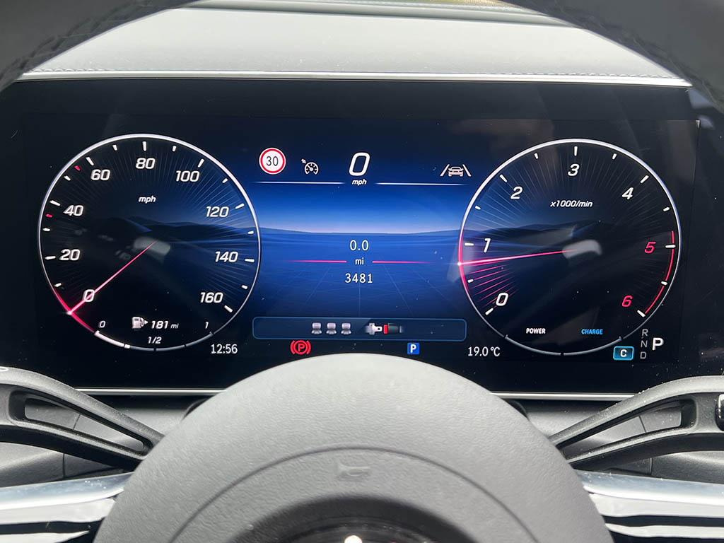 Used Mercedes-Benz GLC 2025 for sale - 76679319: Photo 4