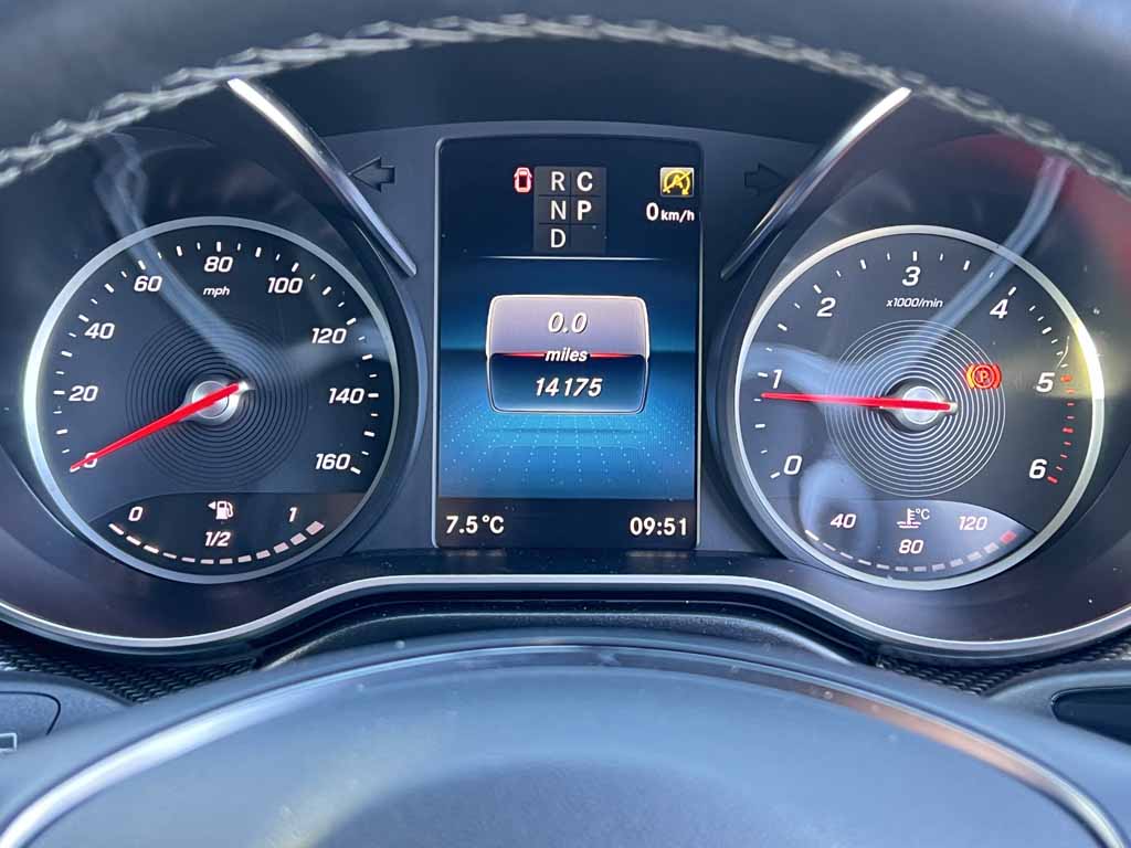 Used Mercedes-Benz V-Class 2024 for sale - 77533362: Photo 4