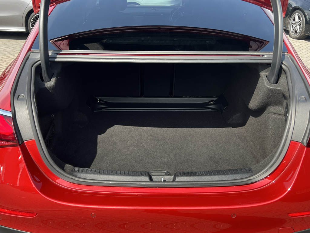 Used Mercedes-Benz E Class 2024 for sale - 76678413: Photo 9