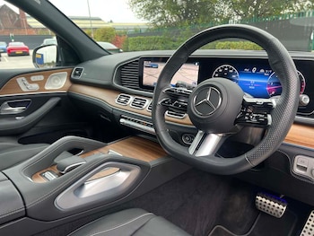 Used Mercedes-Benz GLS 2024 for sale - 76677859: Photo