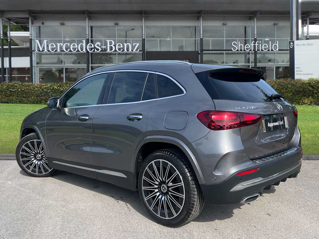 Used Mercedes-Benz GLA 2024 for sale - 76677310: Photo 2