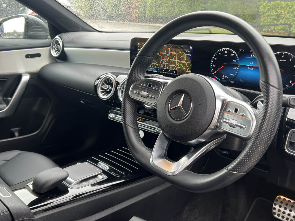 Used Mercedes-Benz CLA 2022 for sale - 76674725: Photo 3