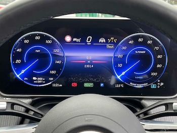 Used Mercedes-Benz EQS 2022 for sale - 77532911: Photo