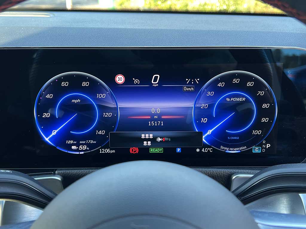 Used Mercedes-Benz EQB 2024 for sale - 76677425: Photo 4