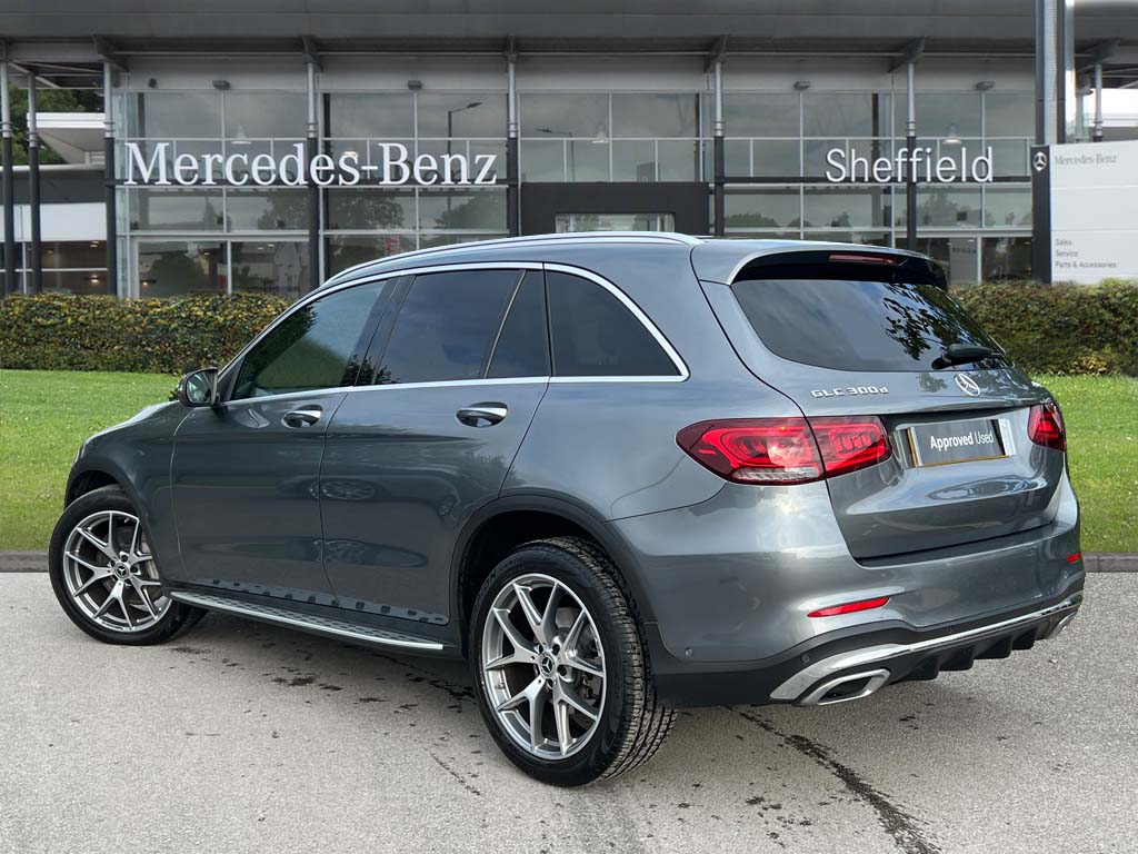 Used Mercedes-Benz GLC 2022 for sale - 76675466: Photo 2