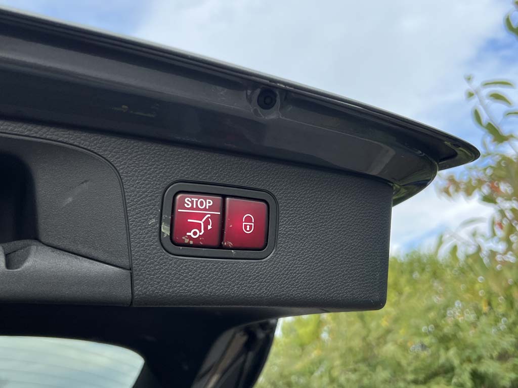 Used Mercedes-Benz GLC 2022 for sale - 76675466: Photo 23