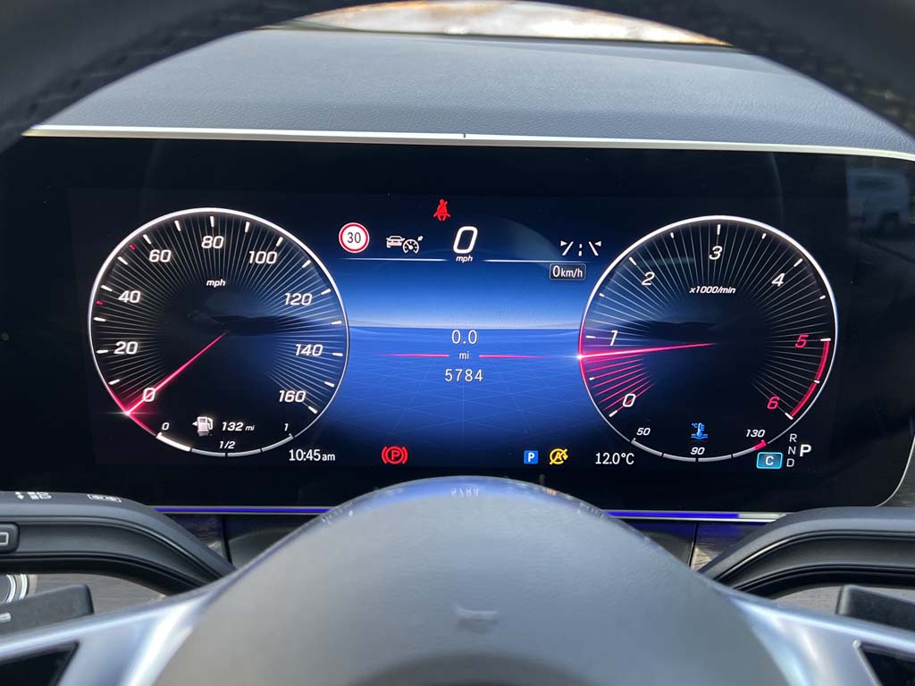 Used Mercedes-Benz V-Class 2024 for sale - 77533349: Photo 4