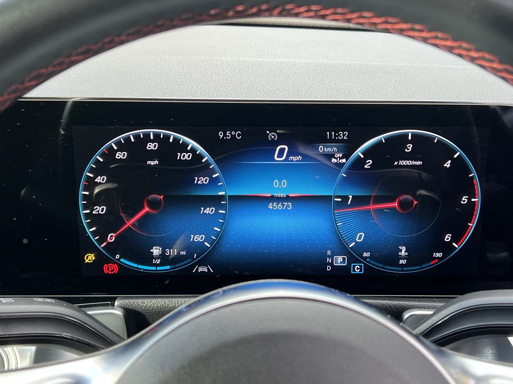 Used Mercedes-Benz GLB 2023 for sale - 76882359: Photo 4