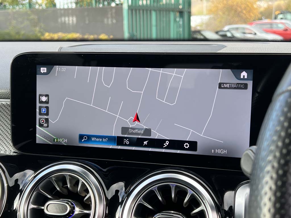 Used Mercedes-Benz GLB 2023 for sale - 76882359: Photo 5