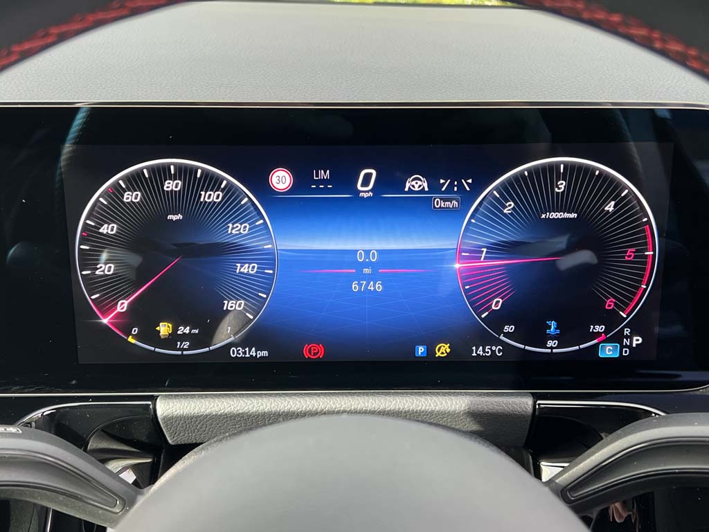 Used Mercedes-Benz GLA 2024 for sale - 76677527: Photo 4