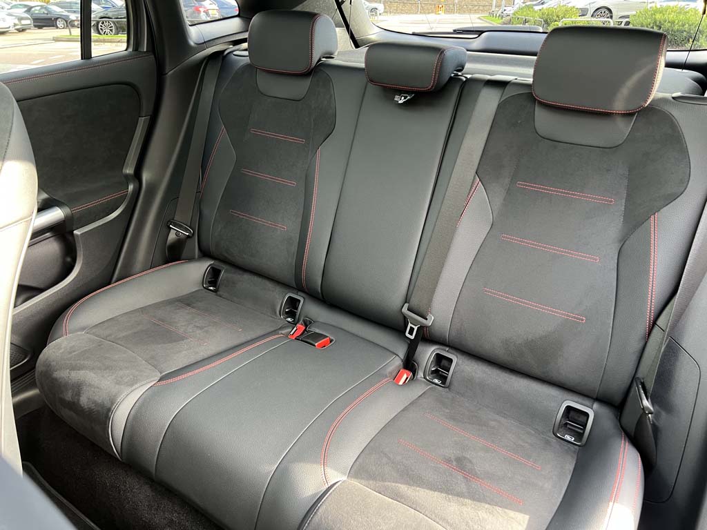 Used Mercedes-Benz GLA 2024 for sale - 76677527: Photo 8