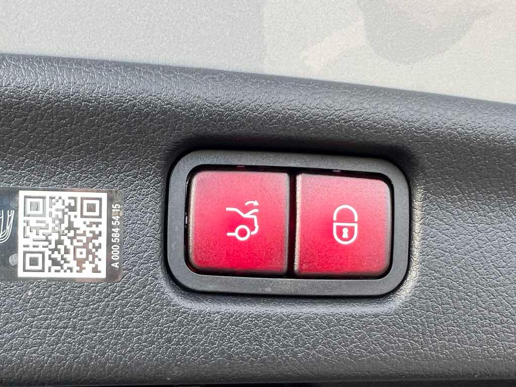 Used Mercedes-Benz C Class 2024 for sale - 77679392: Photo 25