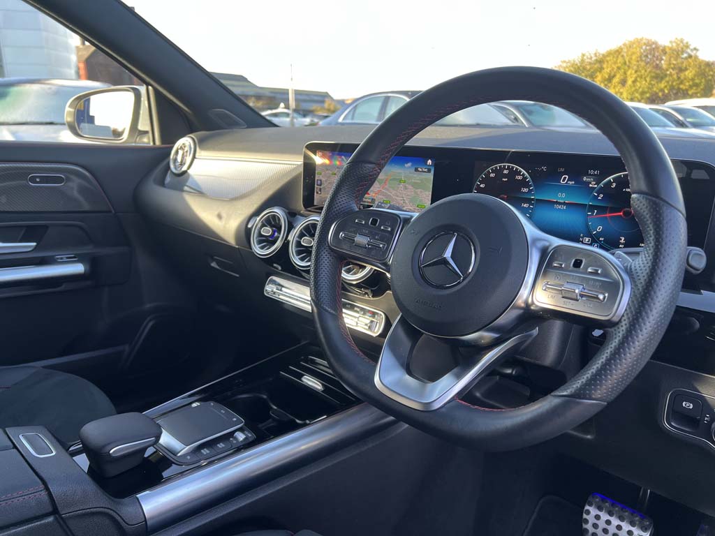 Used Mercedes-Benz GLA 2023 for sale - 76757398: Photo 3