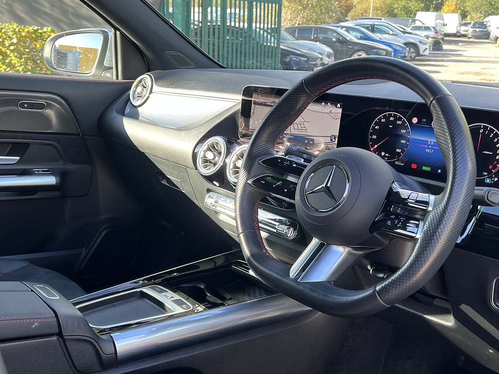 Used Mercedes-Benz GLA 2024 for sale - 76677847: Photo 5