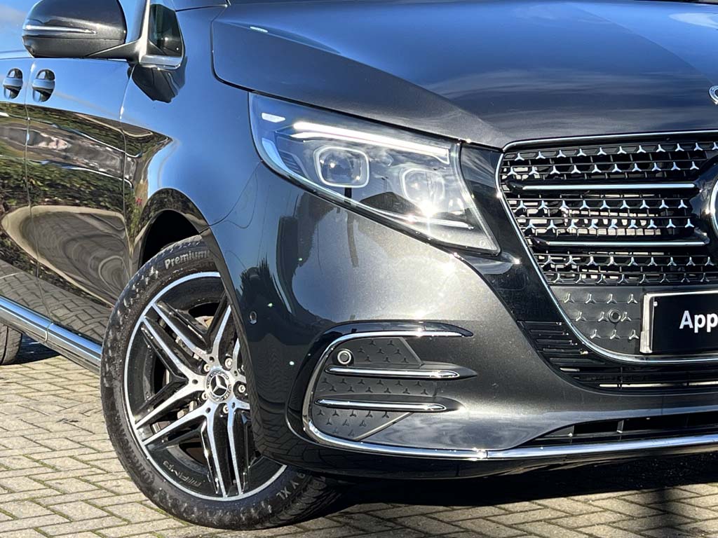 Used Mercedes-Benz V-Class 2025 for sale - 77533342: Photo 12