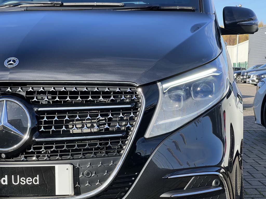 Used Mercedes-Benz V-Class 2025 for sale - 77533342: Photo 16