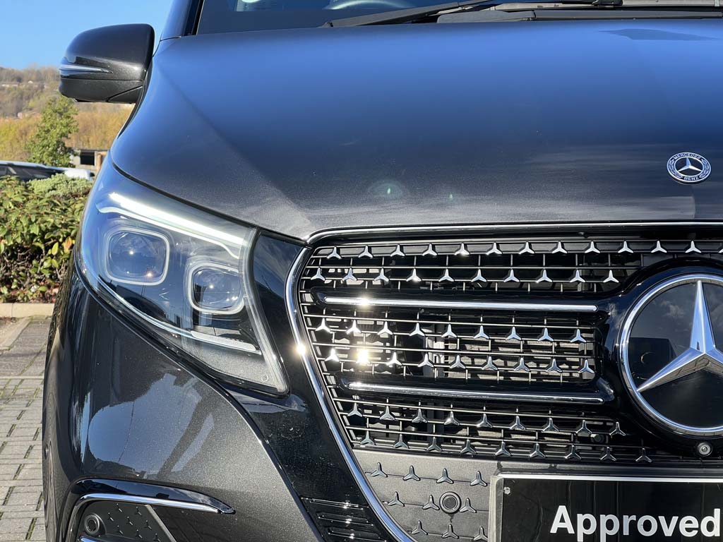 Used Mercedes-Benz V-Class 2025 for sale - 77533342: Photo 17