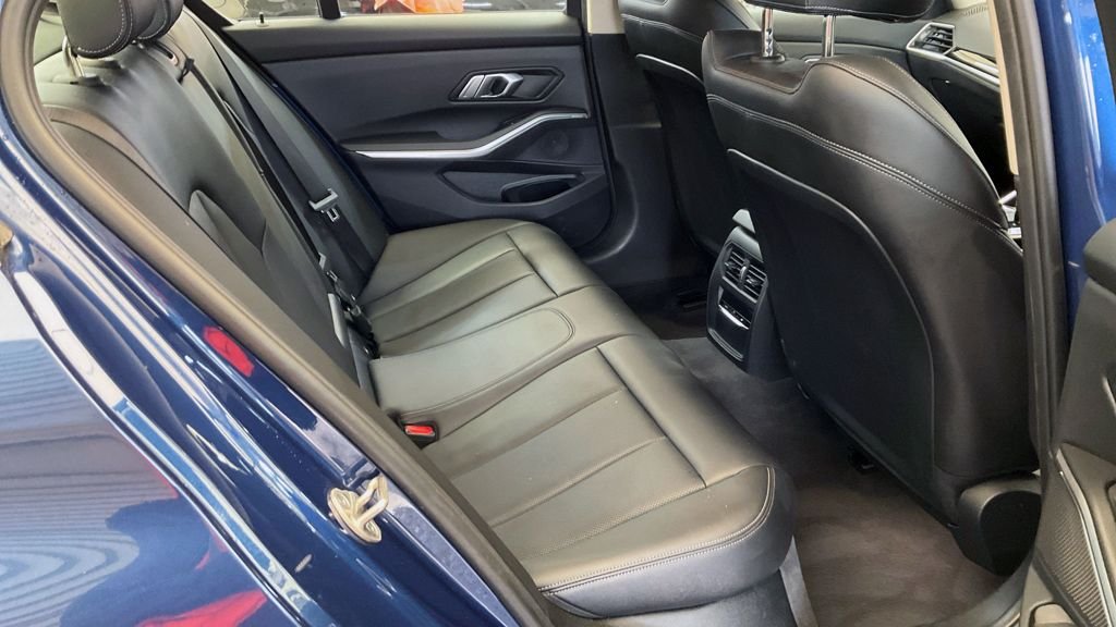 Used BMW 3 Series 2021 for sale - 76368028: Photo 12