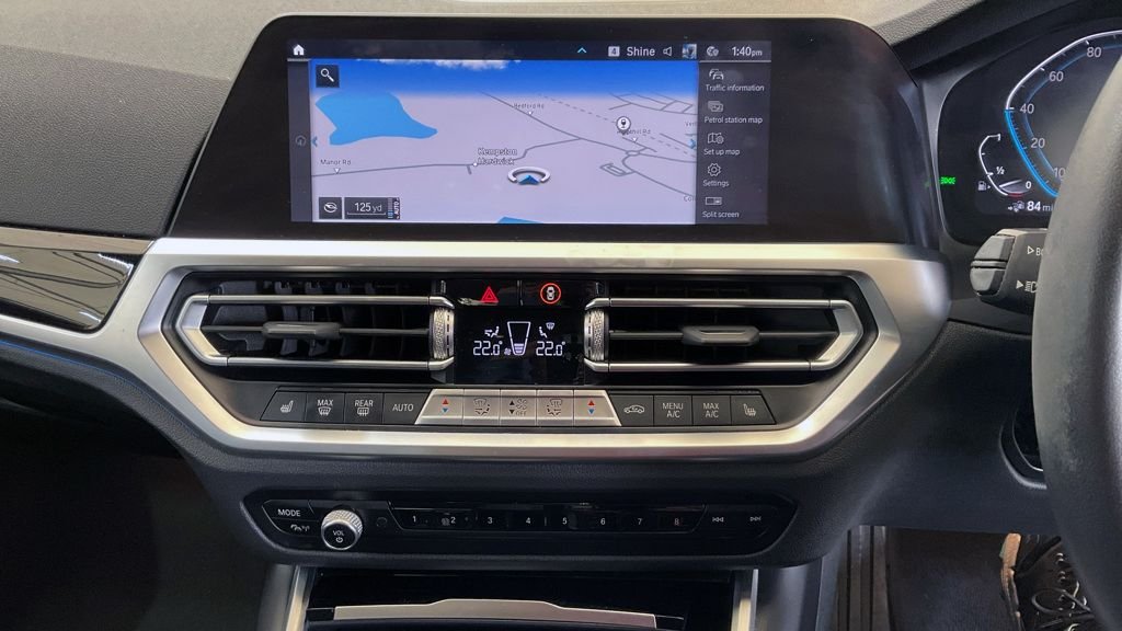 Used BMW 3 Series 2021 for sale - 76368028: Photo 9