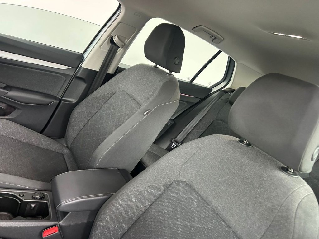 Used Volkswagen Golf 2023 for sale - 76368160: Photo 15