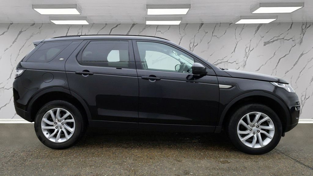 Used Land Rover Discovery Sport 2019 for sale - 76686530: Photo 6