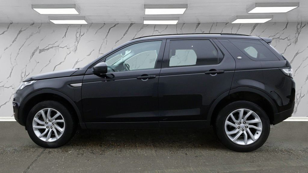 Used Land Rover Discovery Sport 2019 for sale - 76686530: Photo 7