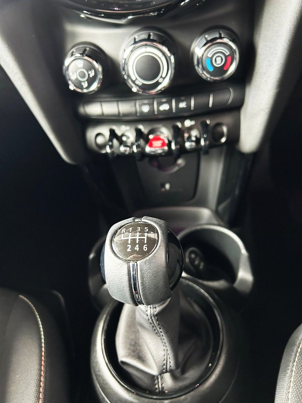 Used MINI Convertible 2021 for sale - 75777547: Photo 23