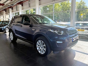 Used Land Rover Discovery Sport 2016 for sale - 79438152: Photo