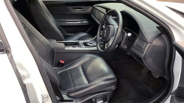 Used Jaguar XF 2021 for sale - 76303851: Photo 11