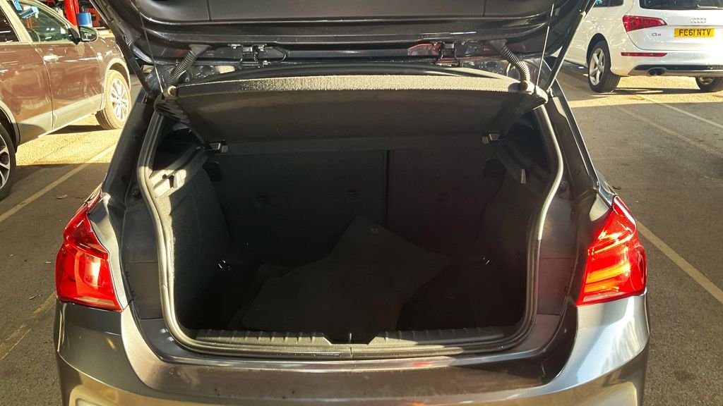 Used BMW 1 Series 2019 for sale - 76901139: Photo 13