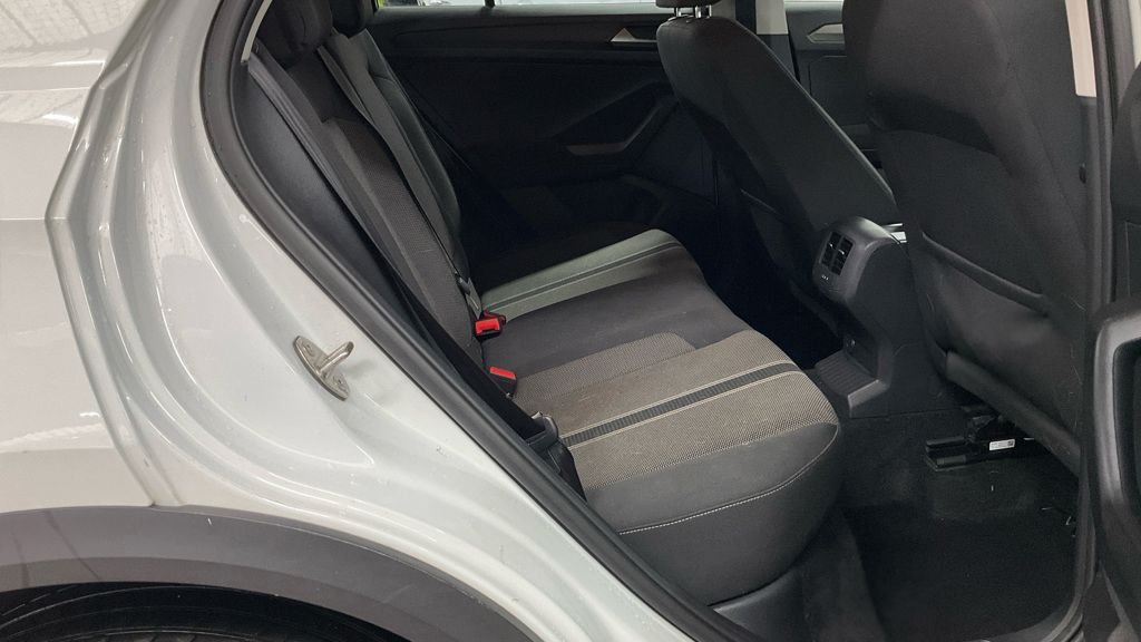 Used Volkswagen T-Roc 2020 for sale - 76386479: Photo 11