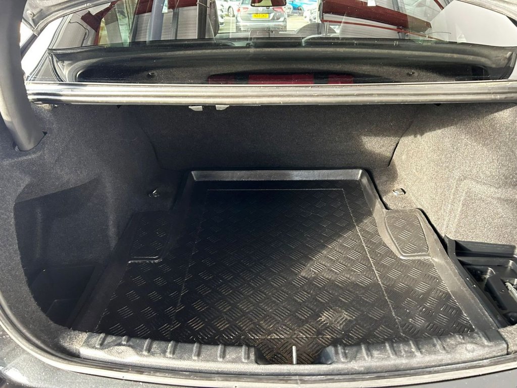 Used BMW 3 Series 2012 for sale - 76495983: Photo 22