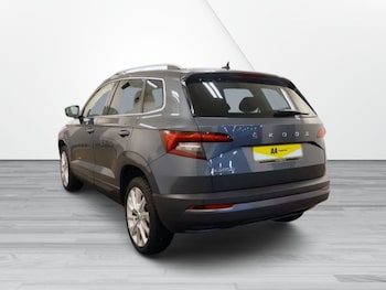Used Skoda Karoq 2021 for sale - 76210536: Photo